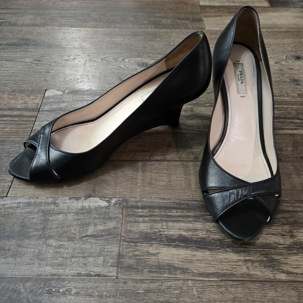 Prada Milano Black Leather Peep Toe Wedge Pump Womens Heels Size 39.5 US 9.5